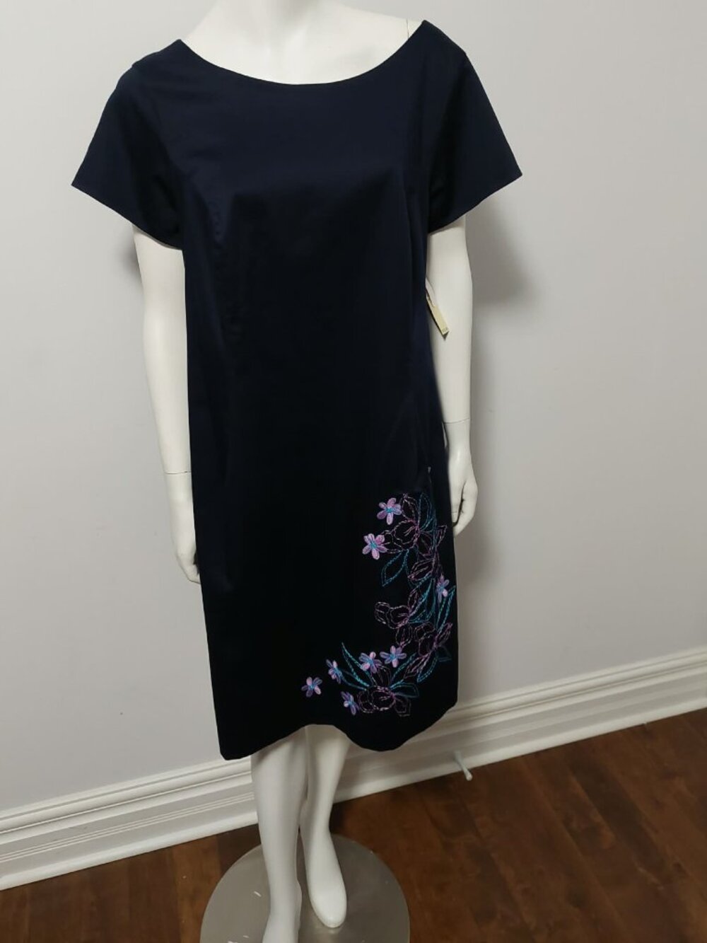 NWT Amanda Smith Black Embroidered Shift Dress 18W Vintage Style Floral LBD